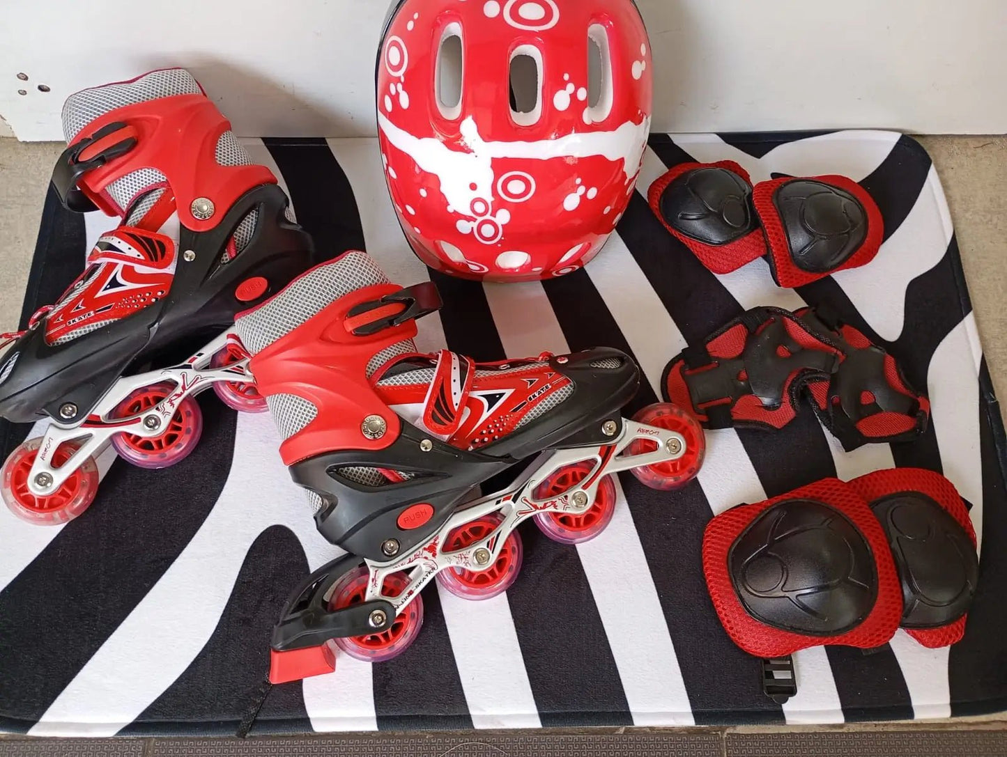 Kids Inline Roller Skates Set – Adjustable Skates with Helmet, Knee Pads and Wrist Guards - enkajihomestore