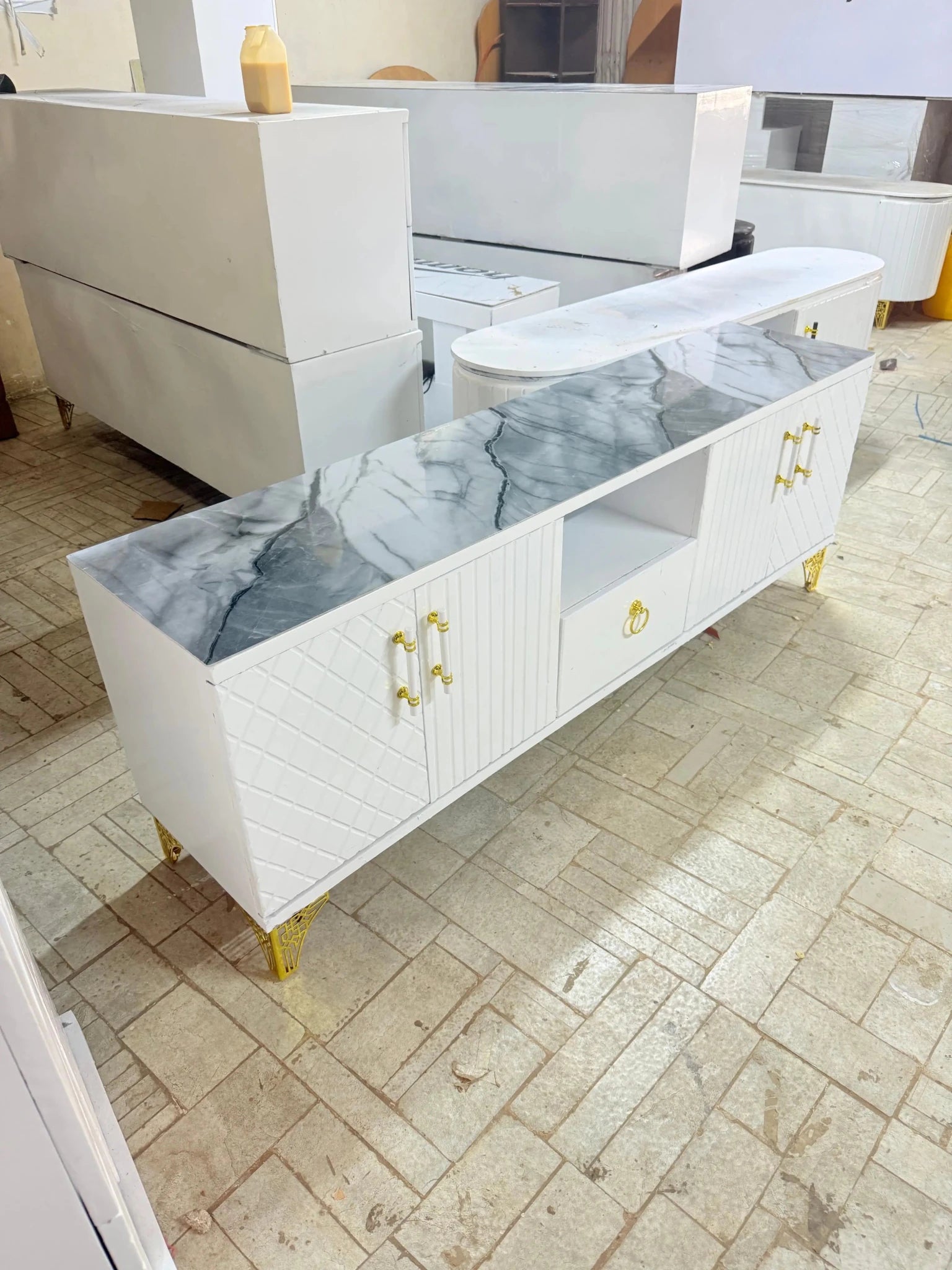 6ft Luxury TV Stand with Dramatic Marble - Effect Top – Gold Hardware Media Console with Cabinets and Drawer - enkajihomestore