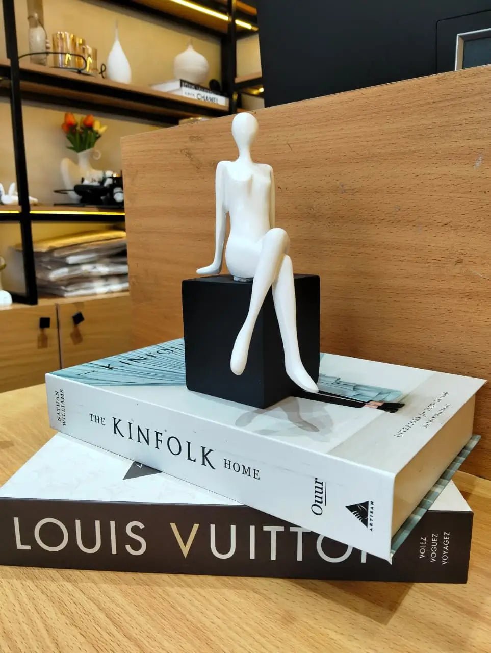 Abstract Sitting Figure Sculpture – Modern Resin Human Form Figurine for Home Décor - enkajihomestore