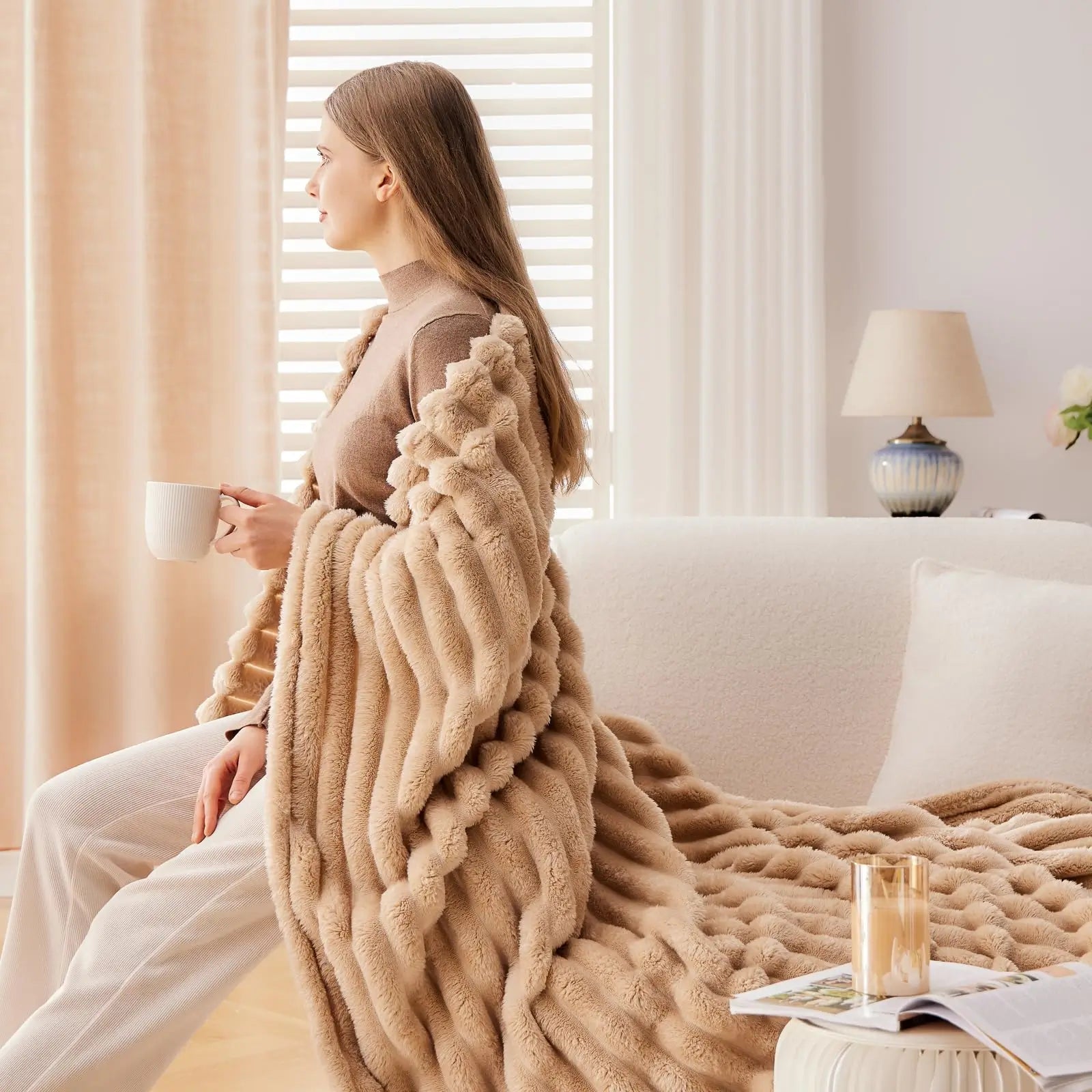 Faux Rabbit Fur Throw Blanket – Luxury Ribbed Plush Blanket for Sofa, Bed and Home - enkajihomestore